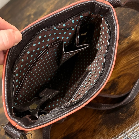 Chala Hedgehog Orange Crescent Crossbody Handbag Purse Adjustable Strap Pockets - Picture 2 of 9